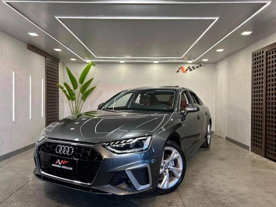 AUDI A4 2.0 TFSI GASOLINA PRESTIGE PLUS S TRONIC AUDI A4 2.0 TFSI GASOLINA PRESTIGE PLUS S TRONIC